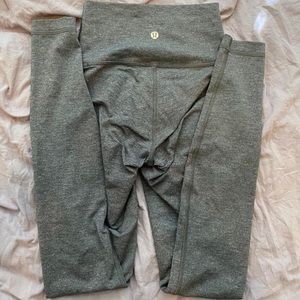 Dark grey heathered Lululemon align leggings